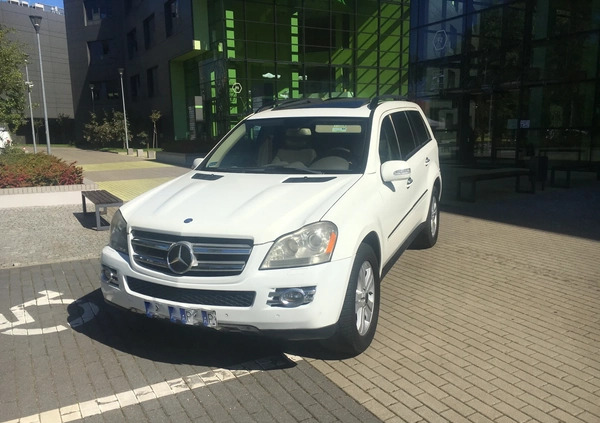 Mercedes-Benz GL cena 35800 przebieg: 301000, rok produkcji 2009 z Police małe 529